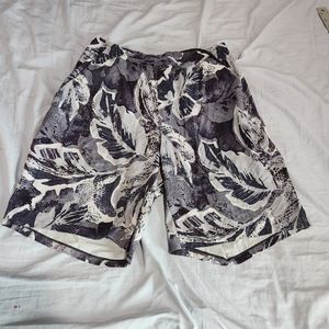 Lululemon men's shorts size large